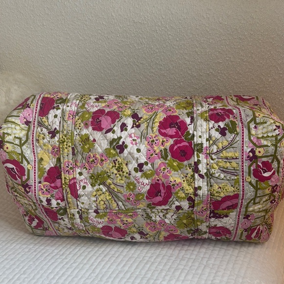 Vera Bradley Large Duffel Bag Floral Pink and Green Women's Bag - Picture 4 of 5